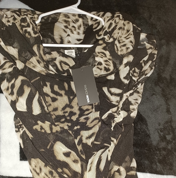 Dress - Picture 2 of 2